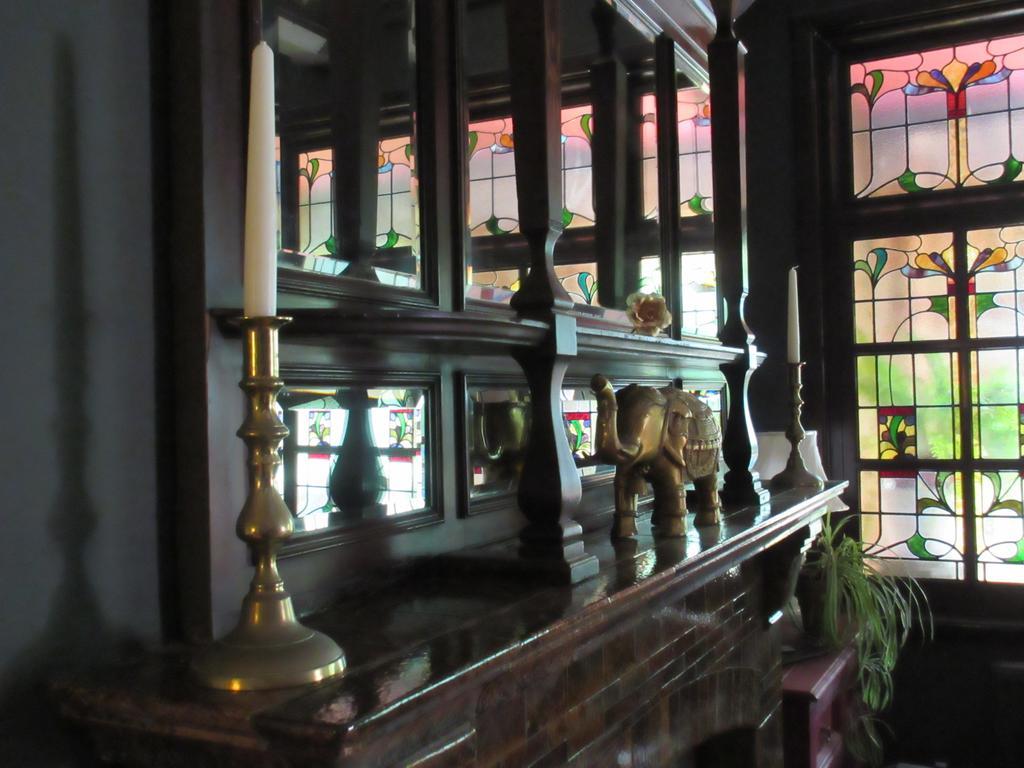 ブラックウッド Gellihaf House Bed & Breakfast エクステリア 写真