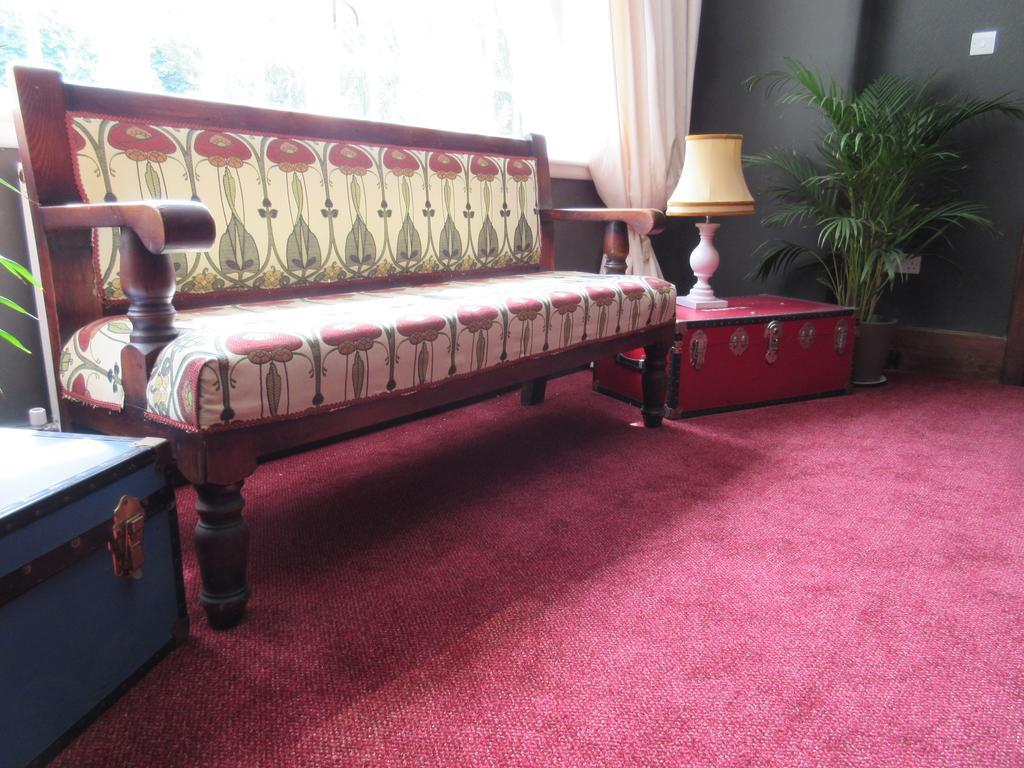 ブラックウッド Gellihaf House Bed & Breakfast エクステリア 写真